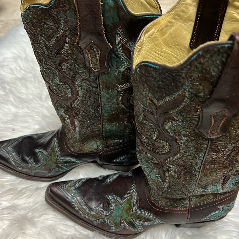 Corral EUC Women’s Western boots purchased in Nashville - size 7.5 M - Picture 6 of 11